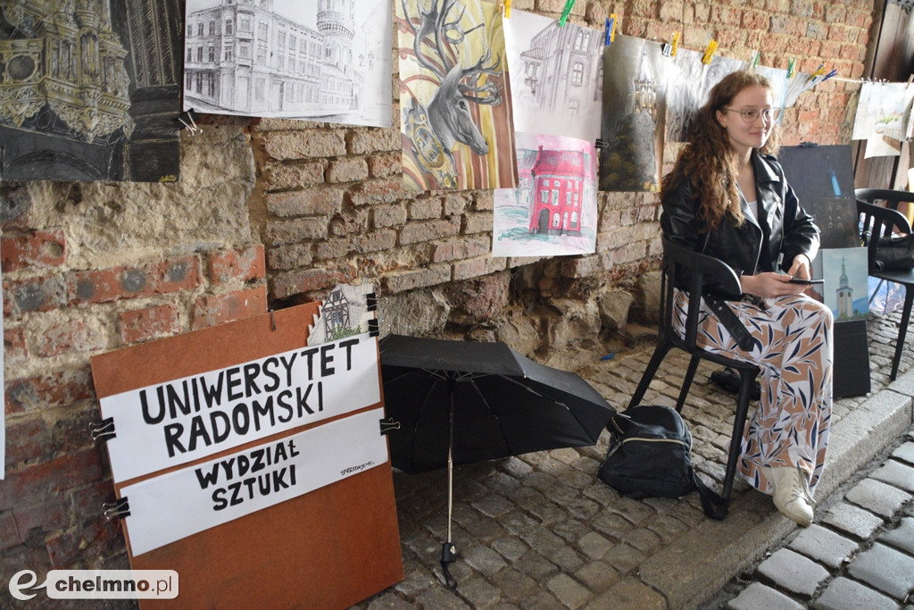 Dzisiejsza wystawa poplenerowa prac studentów w Bramie Grudziądzkiej