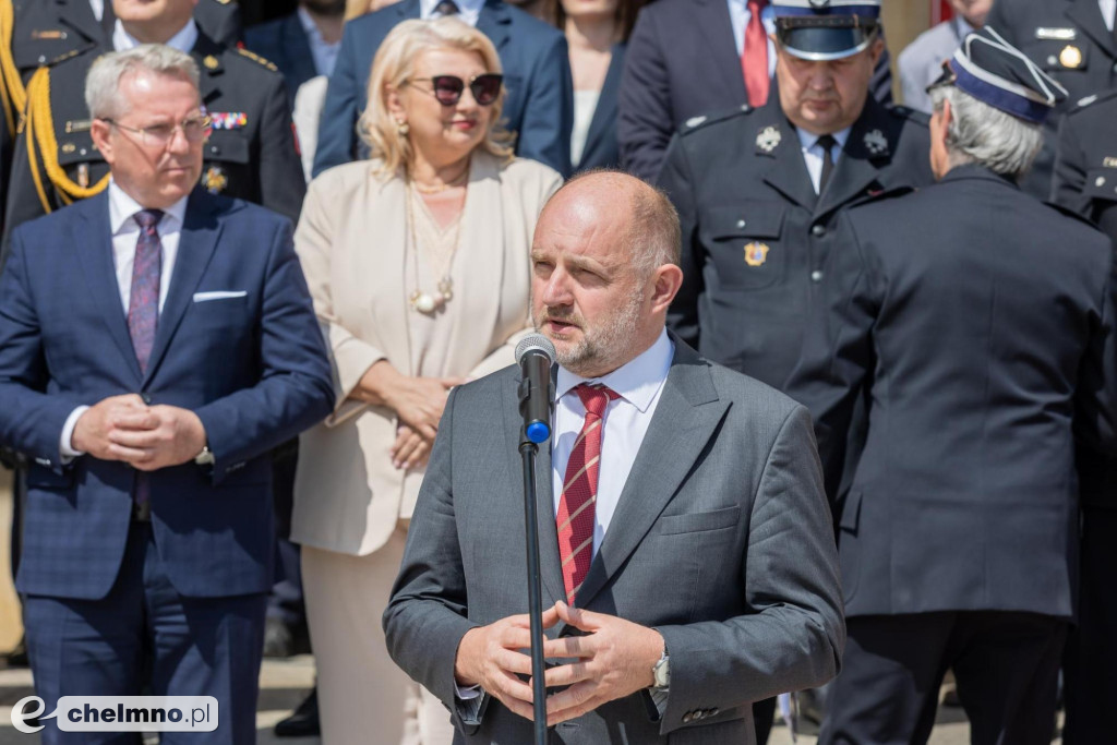 Auta, łodzie, drony – samorząd województwa wspiera OSP