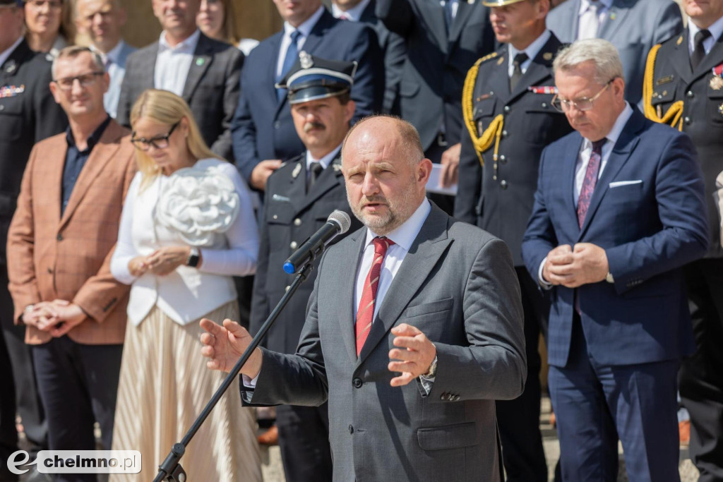 Auta, łodzie, drony – samorząd województwa wspiera OSP