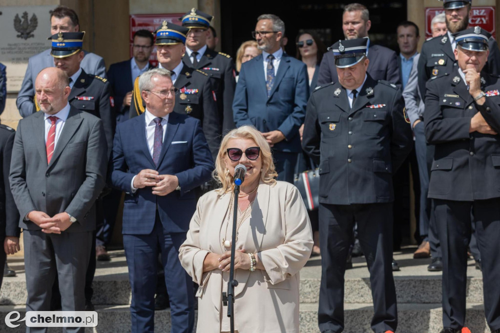 Auta, łodzie, drony – samorząd województwa wspiera OSP