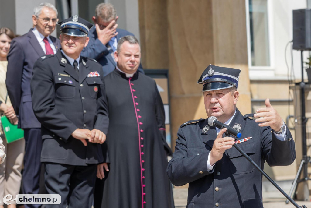 Auta, łodzie, drony – samorząd województwa wspiera OSP
