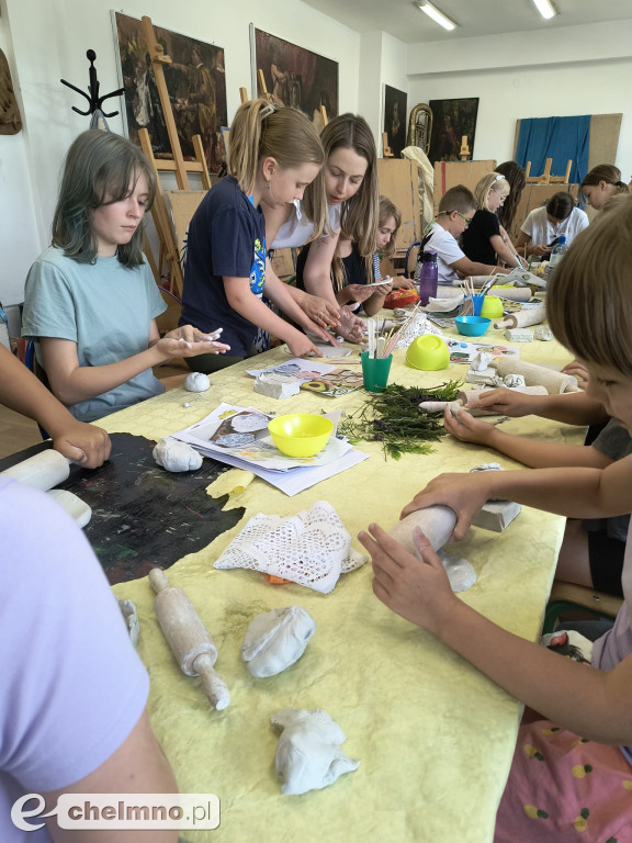 Wykazali się kreatywnie na warsztatach ceramicznych