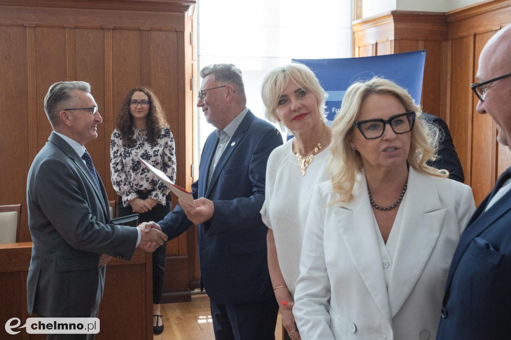Umowy FEdKP za 100 mln złotych