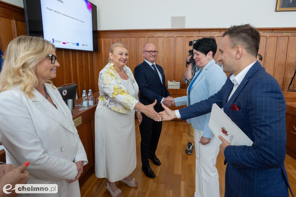 Umowy FEdKP za 100 mln złotych