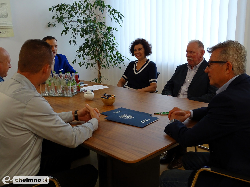 Starosta Chełmiński podpisał umowę na przebudowę drogi