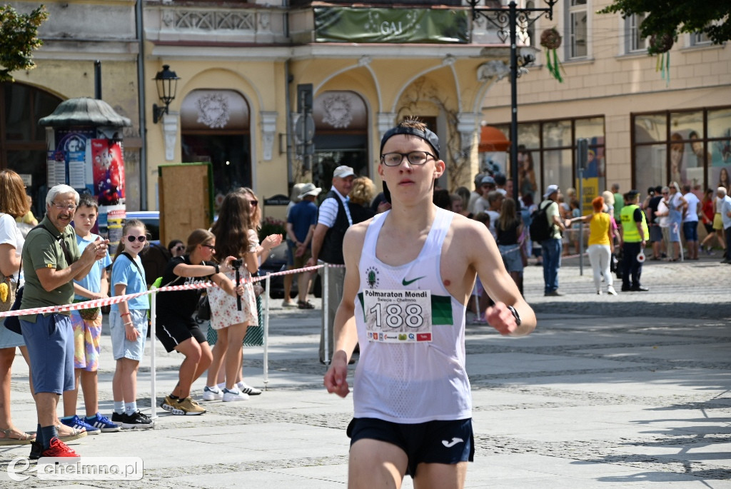 Rekordowy Półmaraton MONDI - zawodnicy w upale przebiegli 21 km