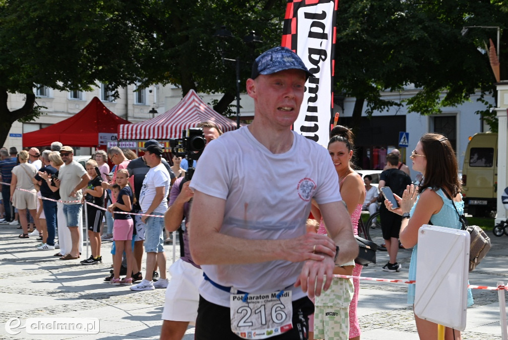 Rekordowy Półmaraton MONDI - zawodnicy w upale przebiegli 21 km