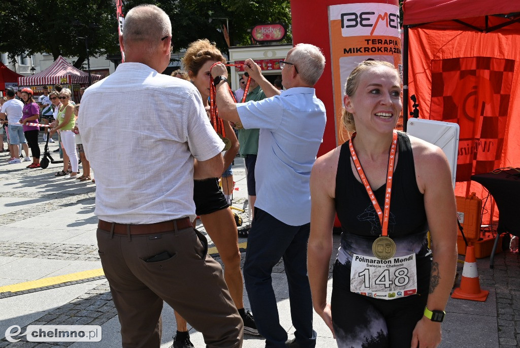 Rekordowy Półmaraton MONDI - zawodnicy w upale przebiegli 21 km