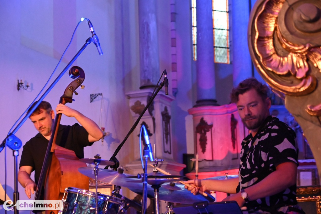 Aga Derlak / NEURODIVERGENT: koncert na zakończenie 9 Hills Festival