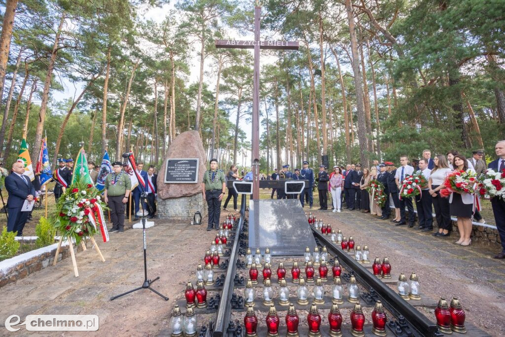 Pamięci ofiar katastrofy pod Otłoczynem (zdjęcia)