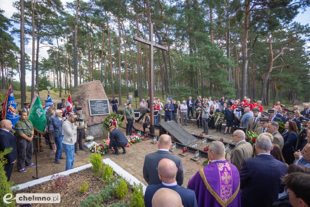 Pamięci ofiar katastrofy pod Otłoczynem (zdjęcia)