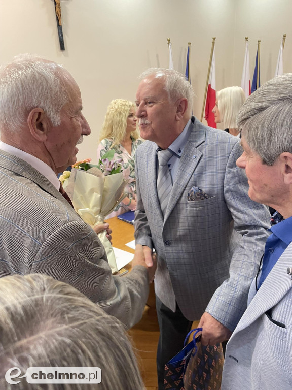 Mieczysław Majewski -\
