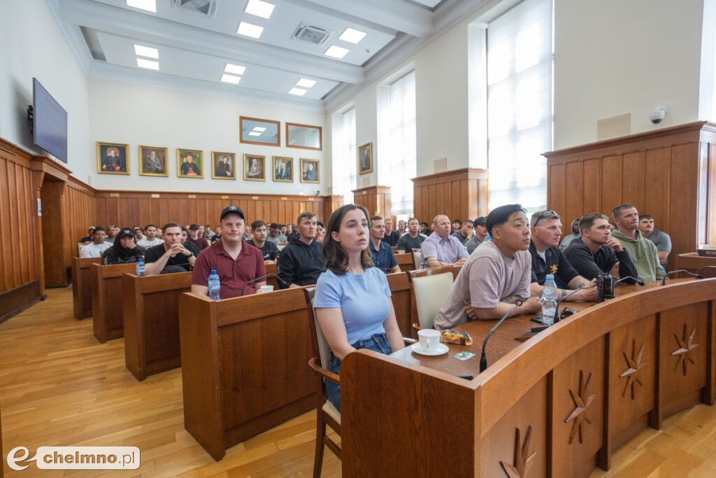 Witamy nową zmianę amerykańskich żołnierzy