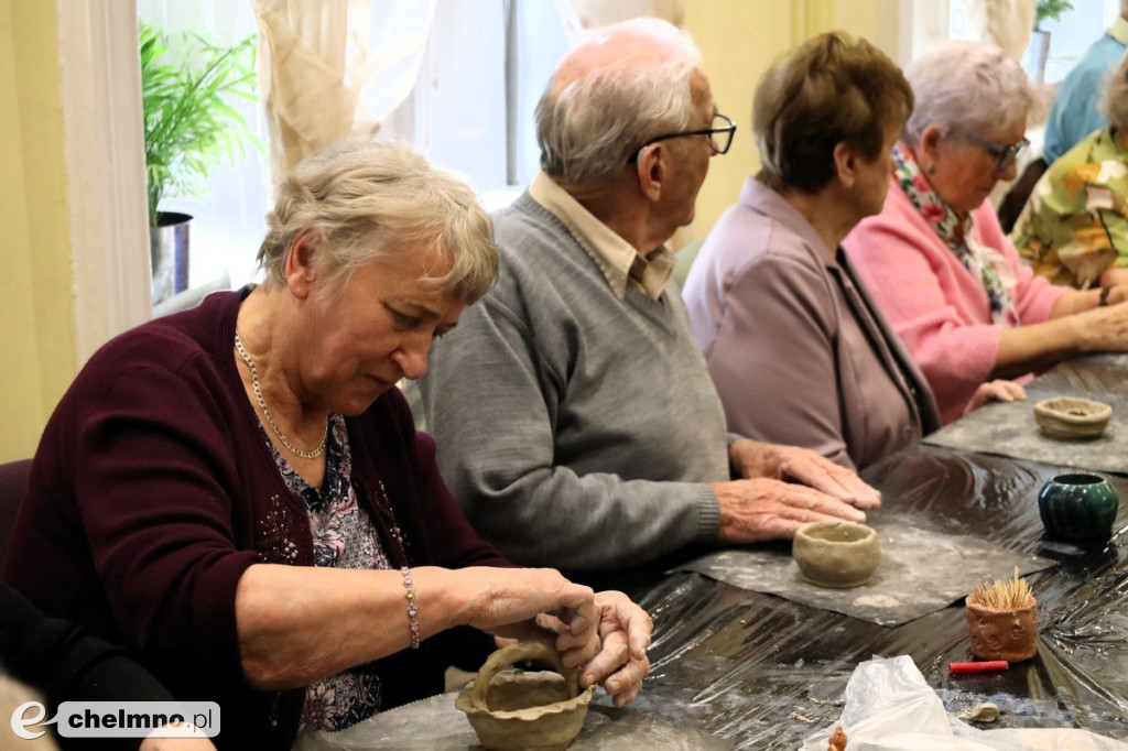 Międzypokoleniowe warsztaty ceramiczne