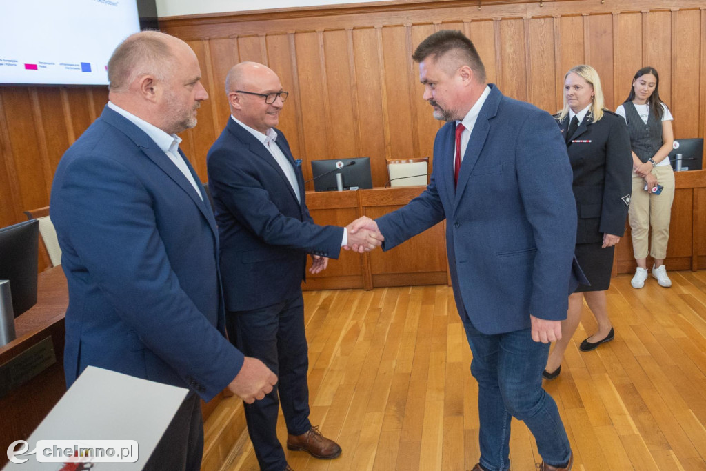 Nowe umowy FEdKP: ekologiczny transport miejski...