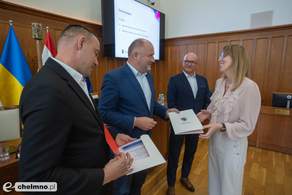 Nowe umowy FEdKP: ekologiczny transport miejski...