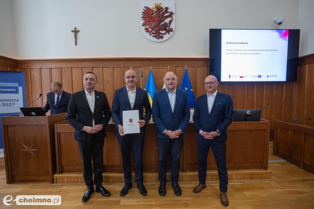Nowe umowy FEdKP: ekologiczny transport miejski...