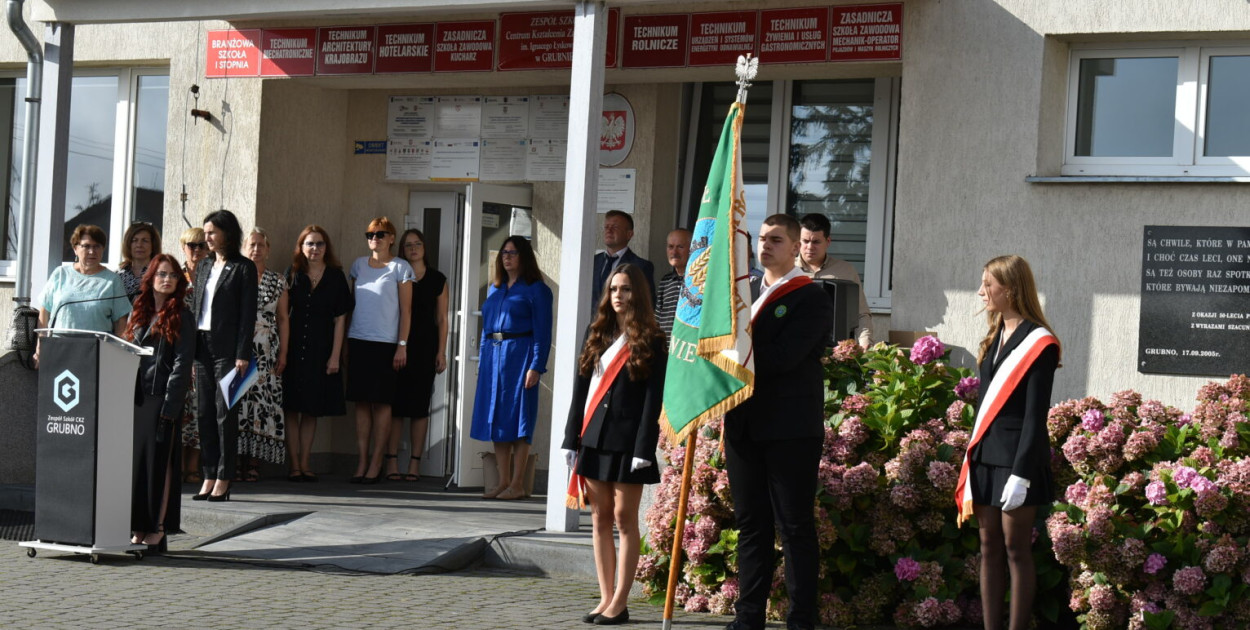 Z uśmiechem rozpoczynamy nowy rok szkolny w ZS CKZ