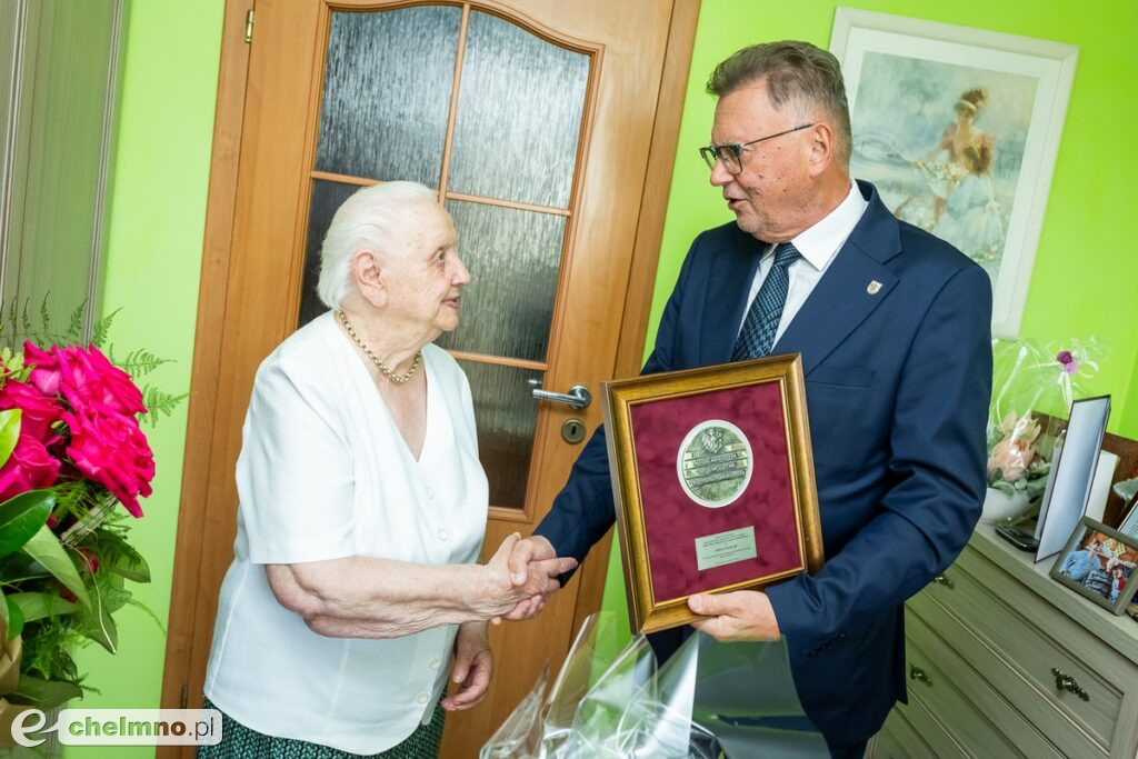 Sto lat minęło… trzy razy!