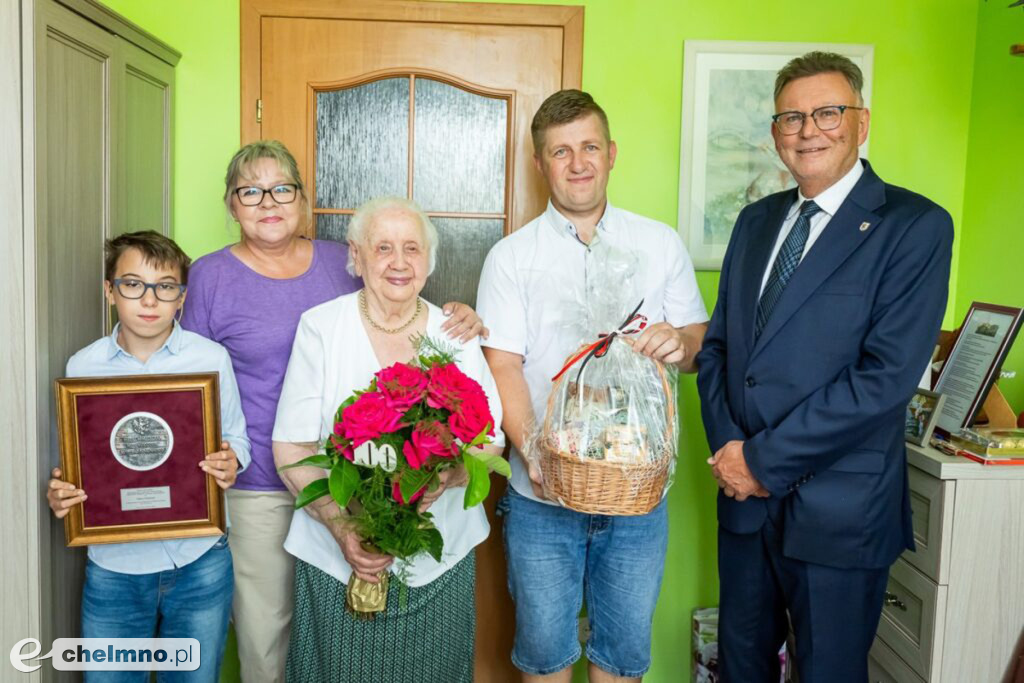 Sto lat minęło… trzy razy!