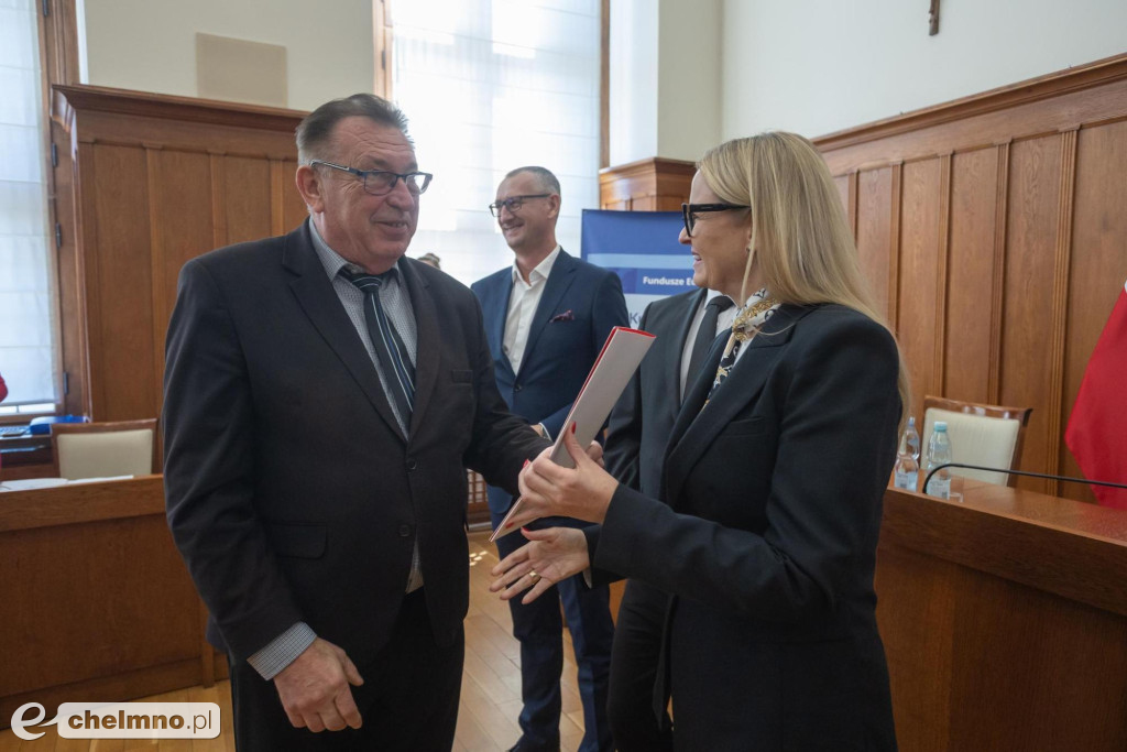 FEdKP i KPO: remizy OSP, ambulatoria, rewitalizacja miast