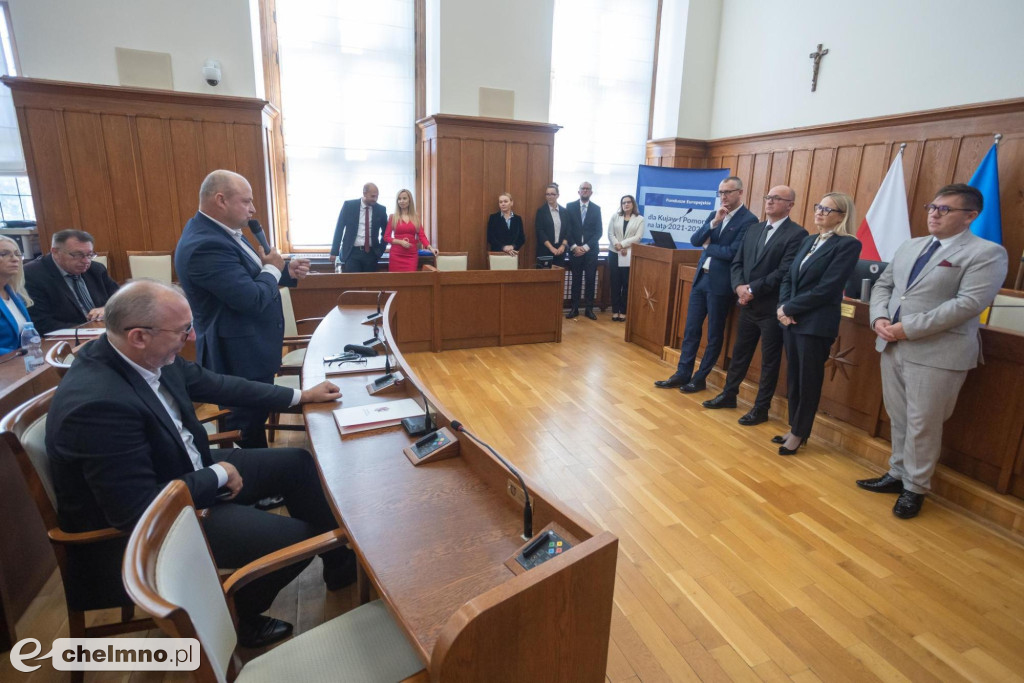 FEdKP i KPO: remizy OSP, ambulatoria, rewitalizacja miast