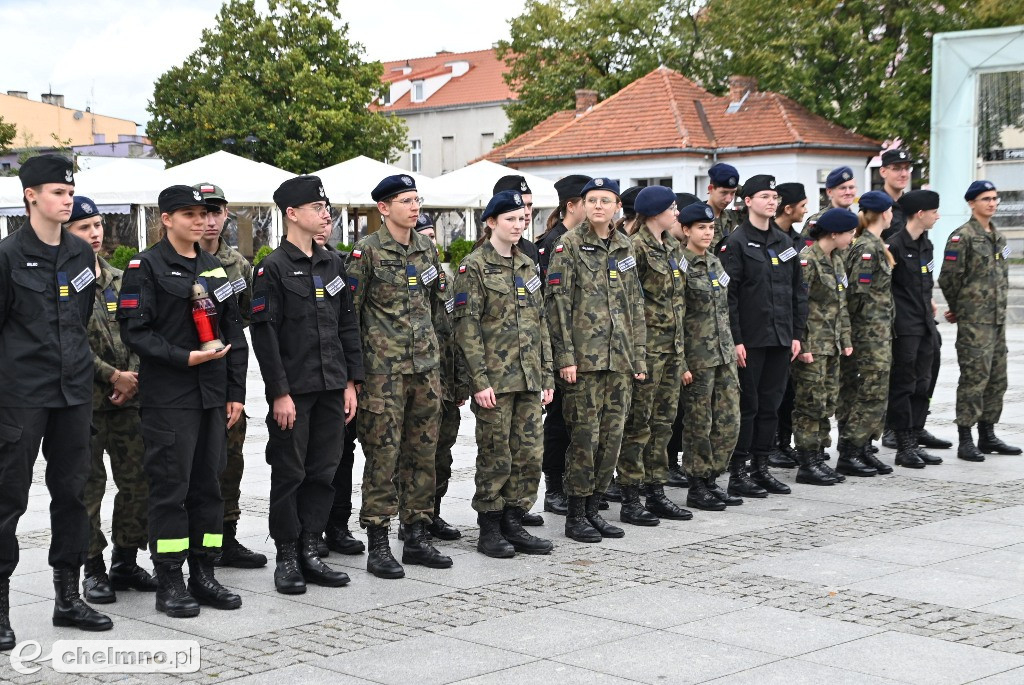 Marsz Pamięci w Chełmnie – młodzież oddała hołd...