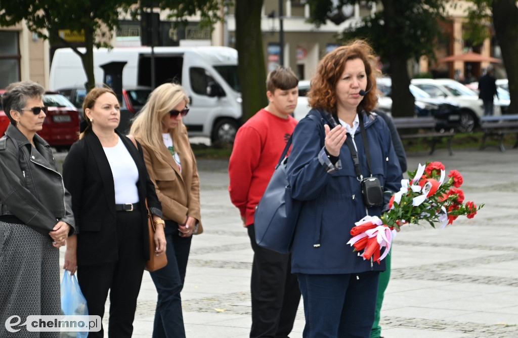 Marsz Pamięci w Chełmnie – młodzież oddała hołd...