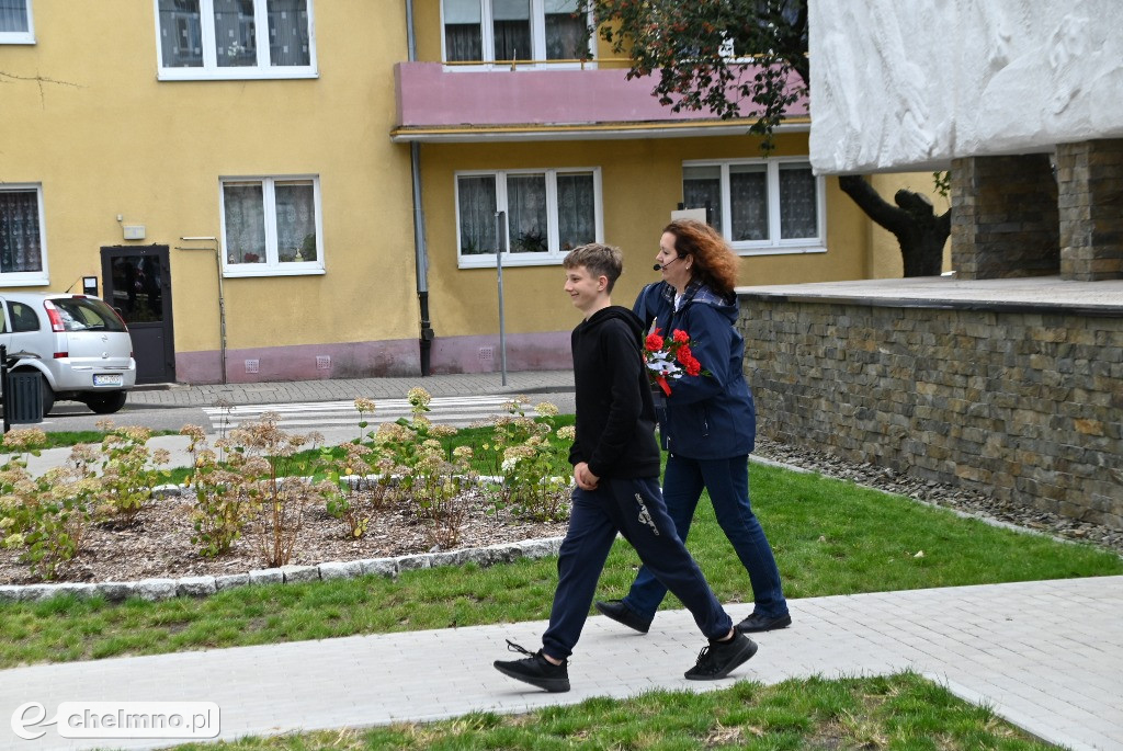 Marsz Pamięci w Chełmnie – młodzież oddała hołd...