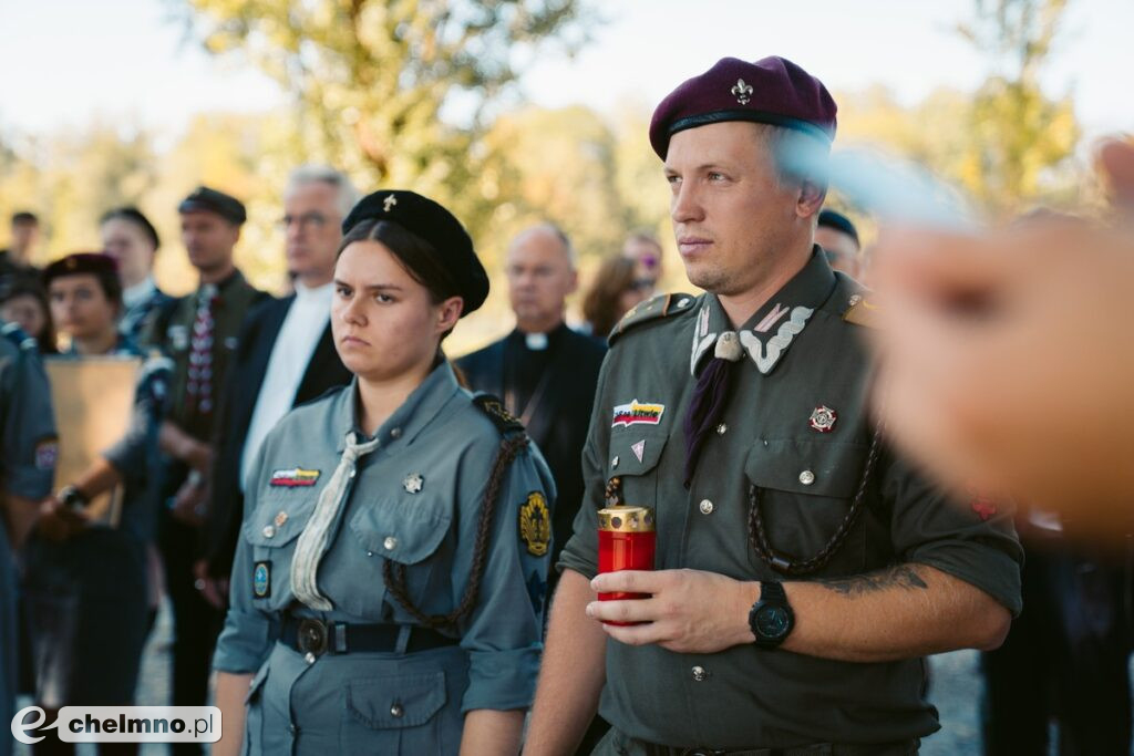 Pielgrzymka do Dachau księdzu Frelichowskiemu w hołdzie