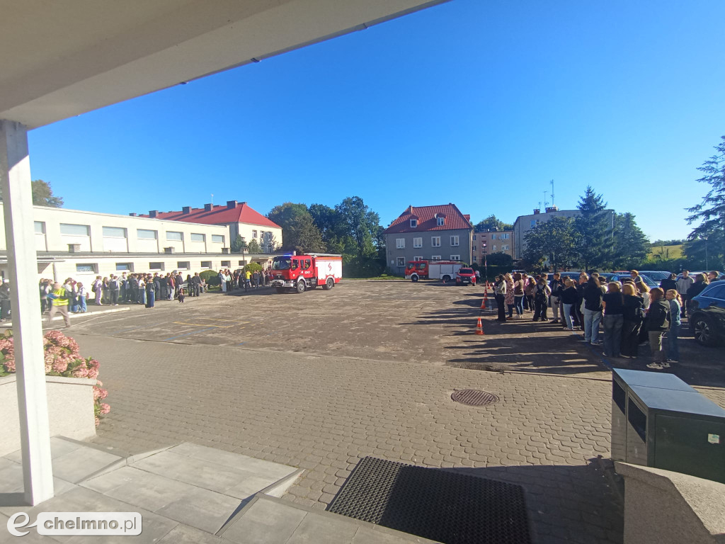 Ćwiczenia ewakuacyjne w placówkach oświatowych