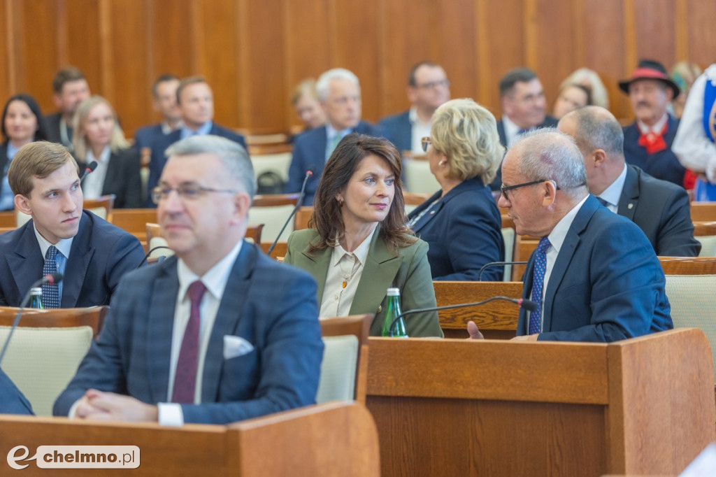 Sesja sejmiku województwa