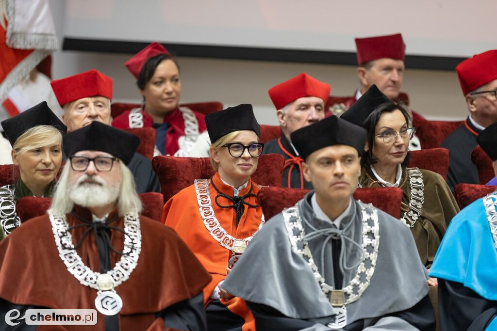Vivat Academia, vivant Professores!