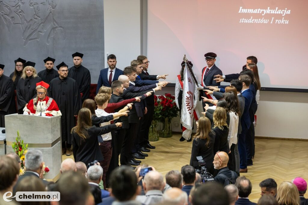 Vivat Academia, vivant Professores!