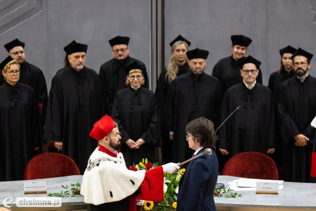 Vivat Academia, vivant Professores!