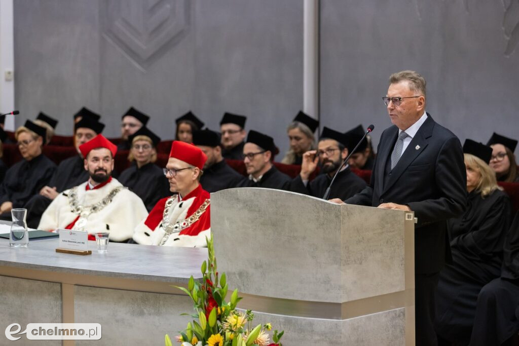 Vivat Academia, vivant Professores!