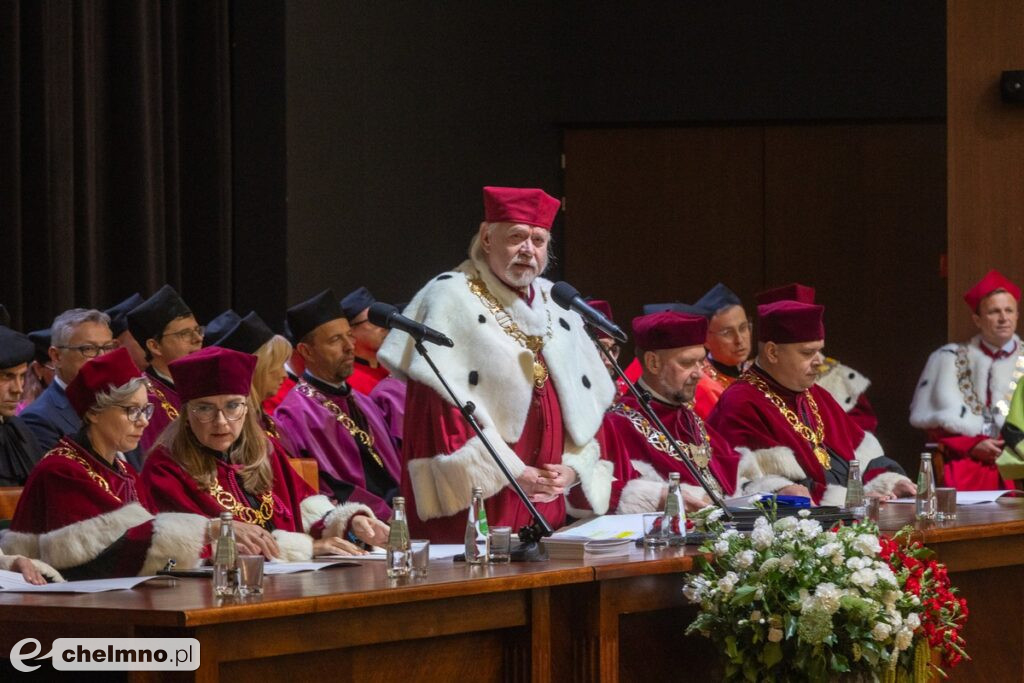 Vivat Academia, vivant Professores!