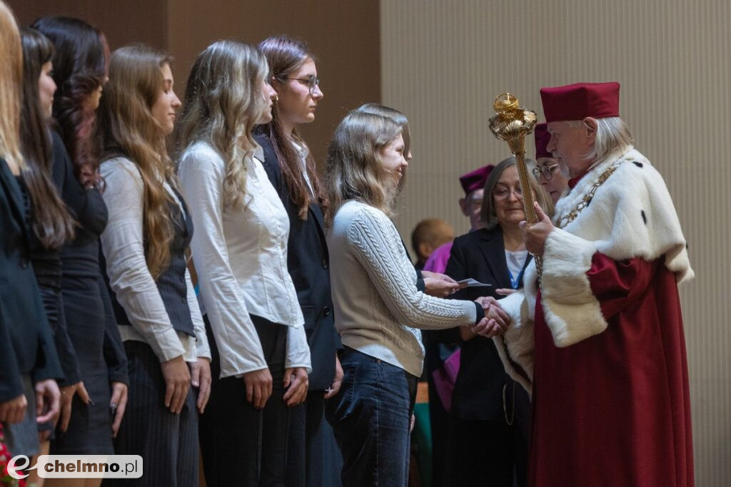 Vivat Academia, vivant Professores!