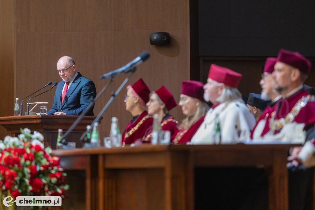 Vivat Academia, vivant Professores!