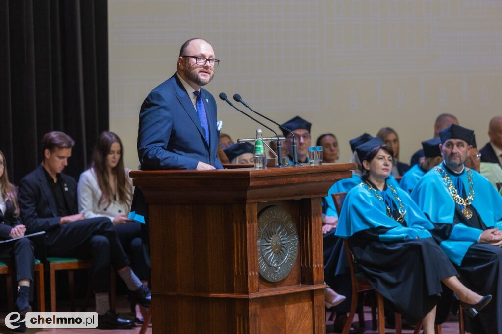 Vivat Academia, vivant Professores!