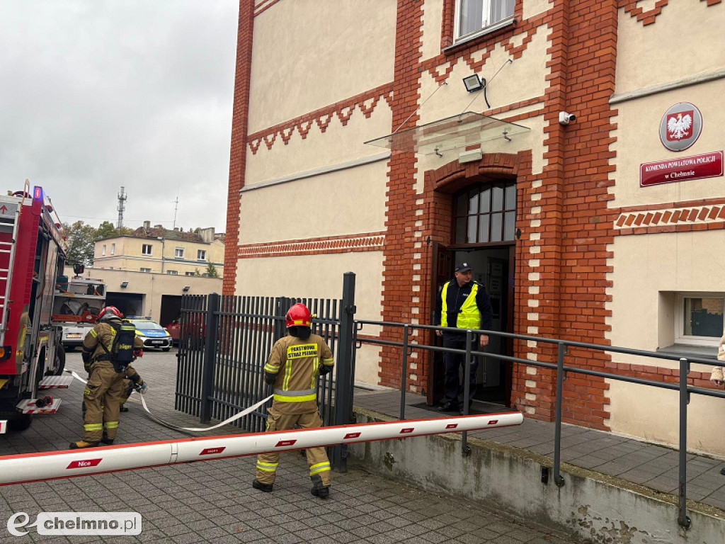 Ćwiczenia ewakuacyjne w Komendzie Powiatowej Policji