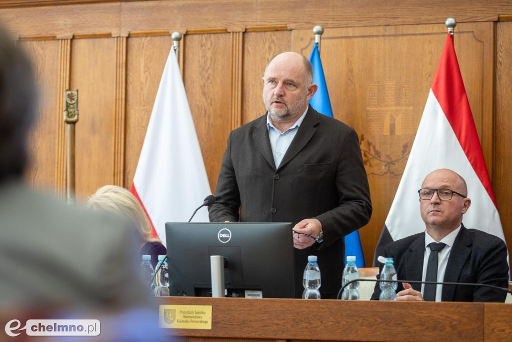Nowe umowy FEdKP: ambulatoria, OSP, termomodernizacja, włączenie społeczne