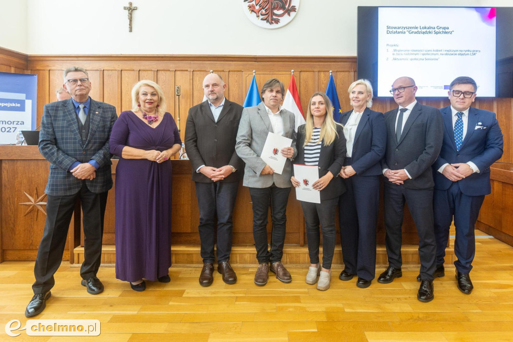 Nowe umowy FEdKP: ambulatoria, OSP, termomodernizacja, włączenie społeczne
