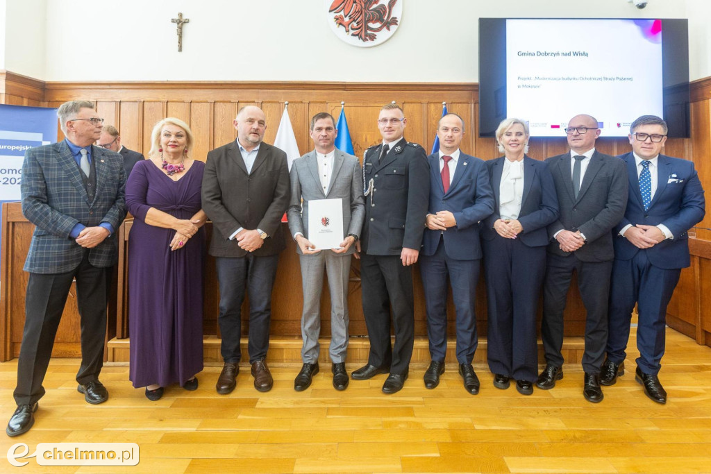 Nowe umowy FEdKP: ambulatoria, OSP, termomodernizacja, włączenie społeczne
