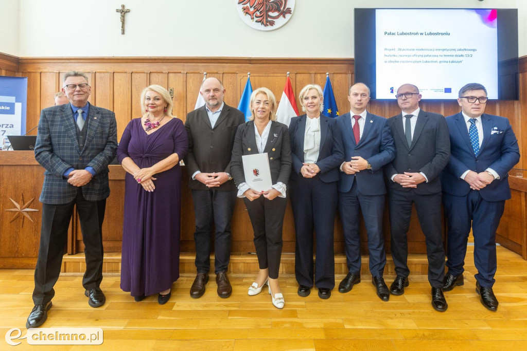 Nowe umowy FEdKP: ambulatoria, OSP, termomodernizacja, włączenie społeczne