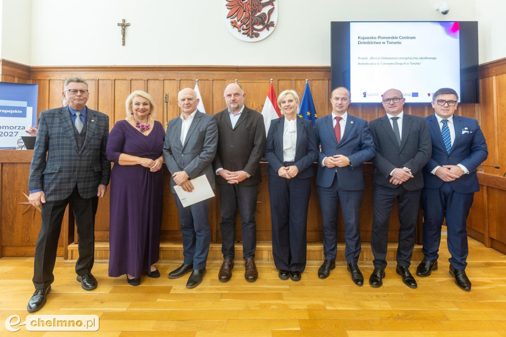 Nowe umowy FEdKP: ambulatoria, OSP, termomodernizacja, włączenie społeczne