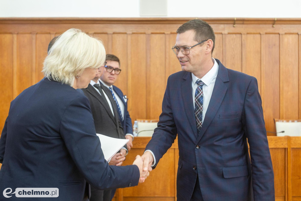 Nowe umowy FEdKP: ambulatoria, OSP, termomodernizacja, włączenie społeczne