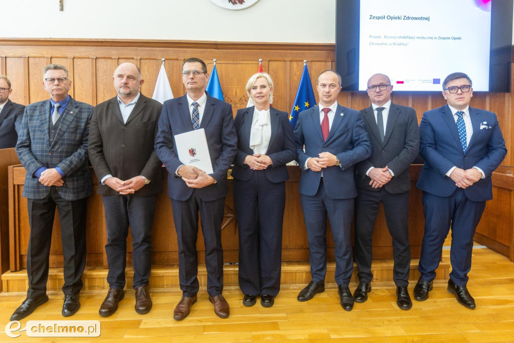 Nowe umowy FEdKP: ambulatoria, OSP, termomodernizacja, włączenie społeczne