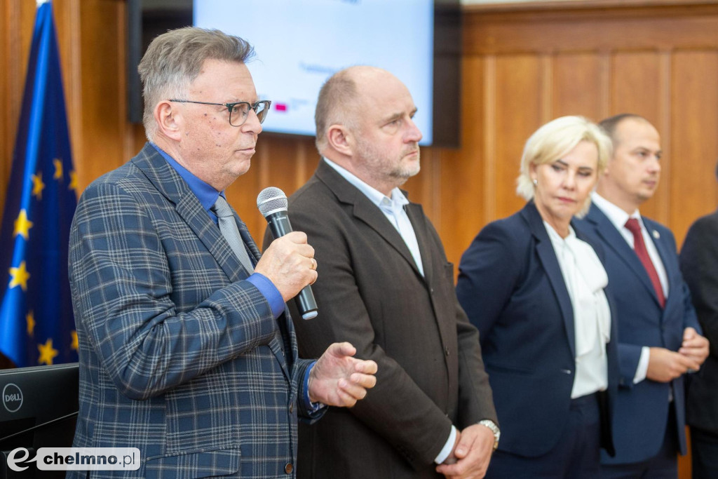 Nowe umowy FEdKP: ambulatoria, OSP, termomodernizacja, włączenie społeczne