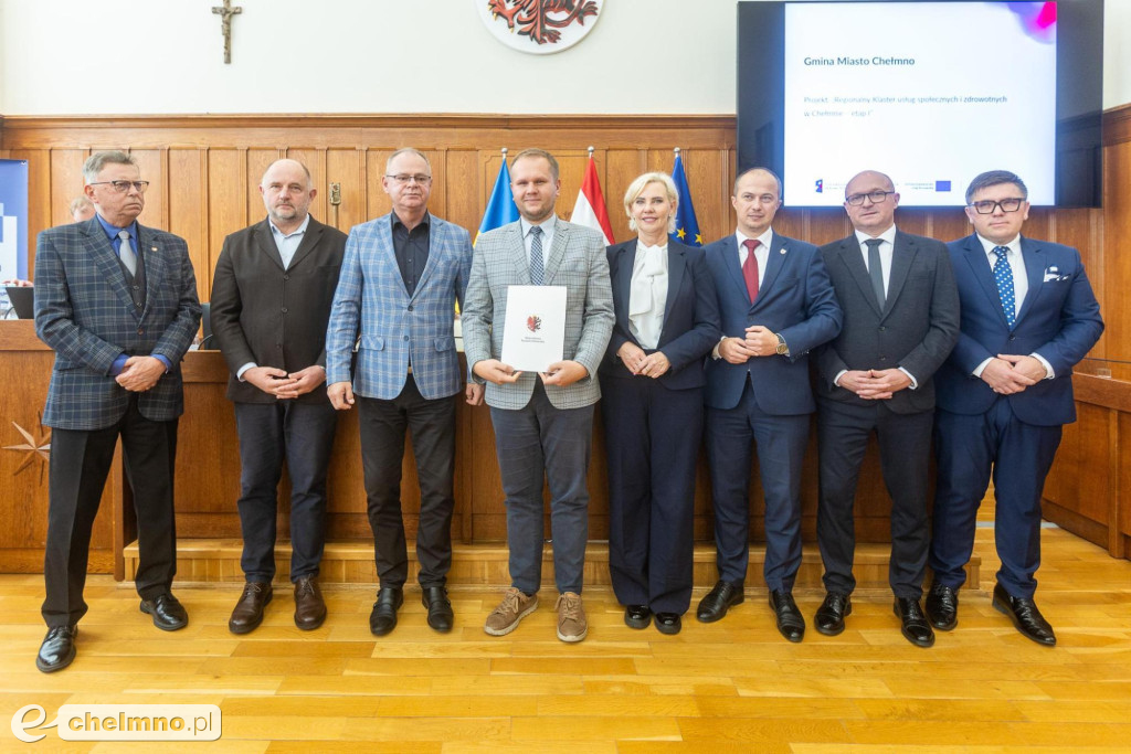 Nowe umowy FEdKP: ambulatoria, OSP, termomodernizacja, włączenie społeczne
